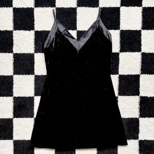 Lulus Black Velvet Mini Dress S